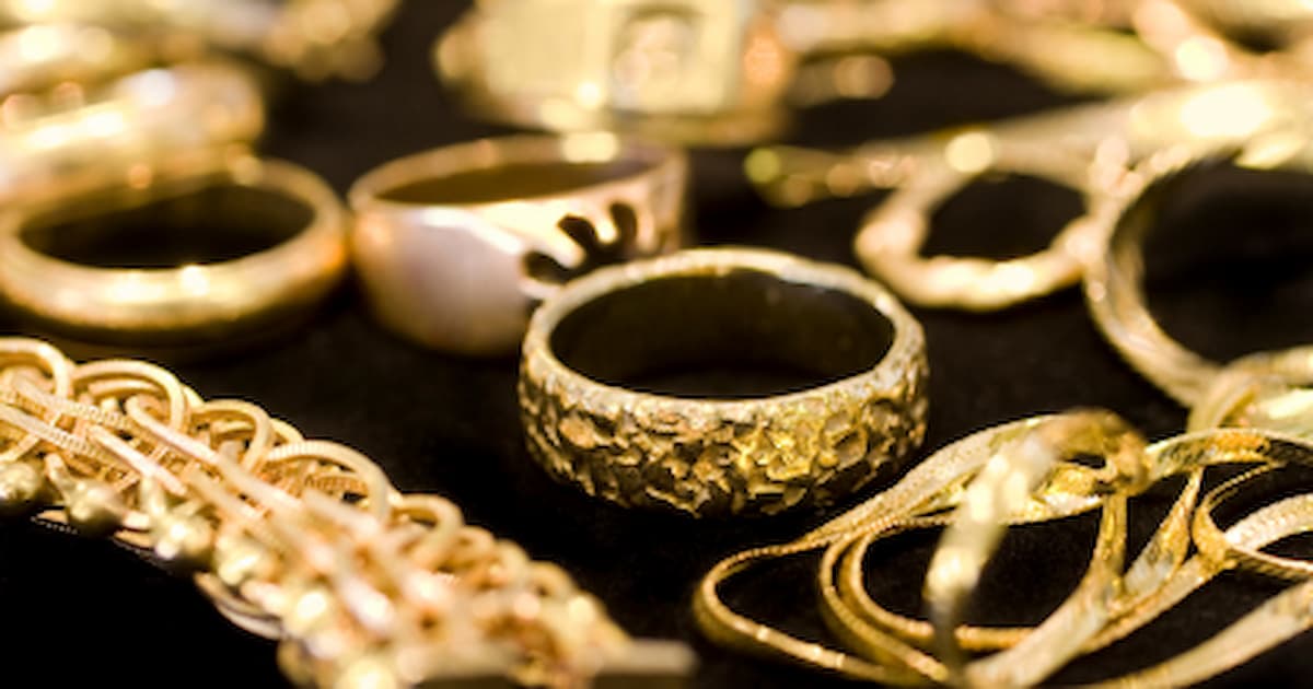 Selling your gold jewelry