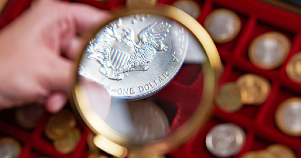 Gold Premiums Explained: Why Physical Bullion Costs More Than Spot Price