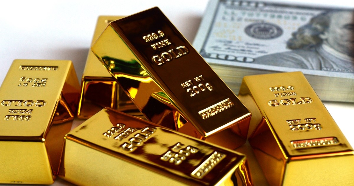 Gold vs. Real Estate: Which Is the Better Long-Term Investment?