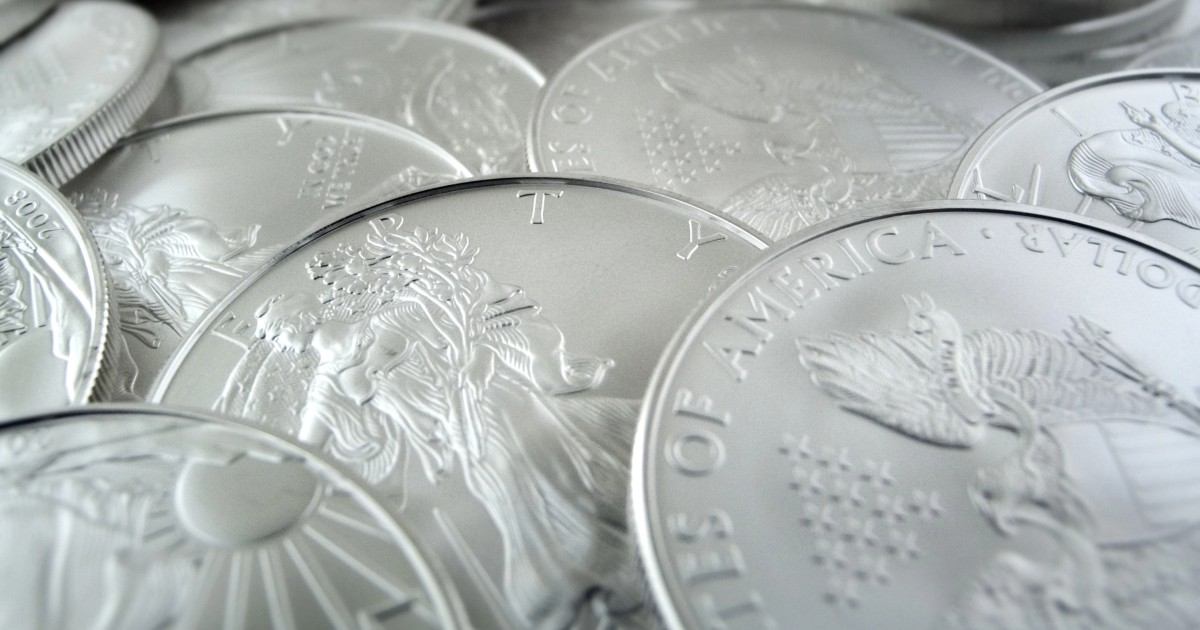Return on Investment for Silver Bullion vs Silver Coins: Which Wins?