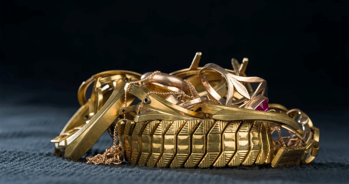 Why Precious Metals Are a Smart Move in a Post-Dollar World