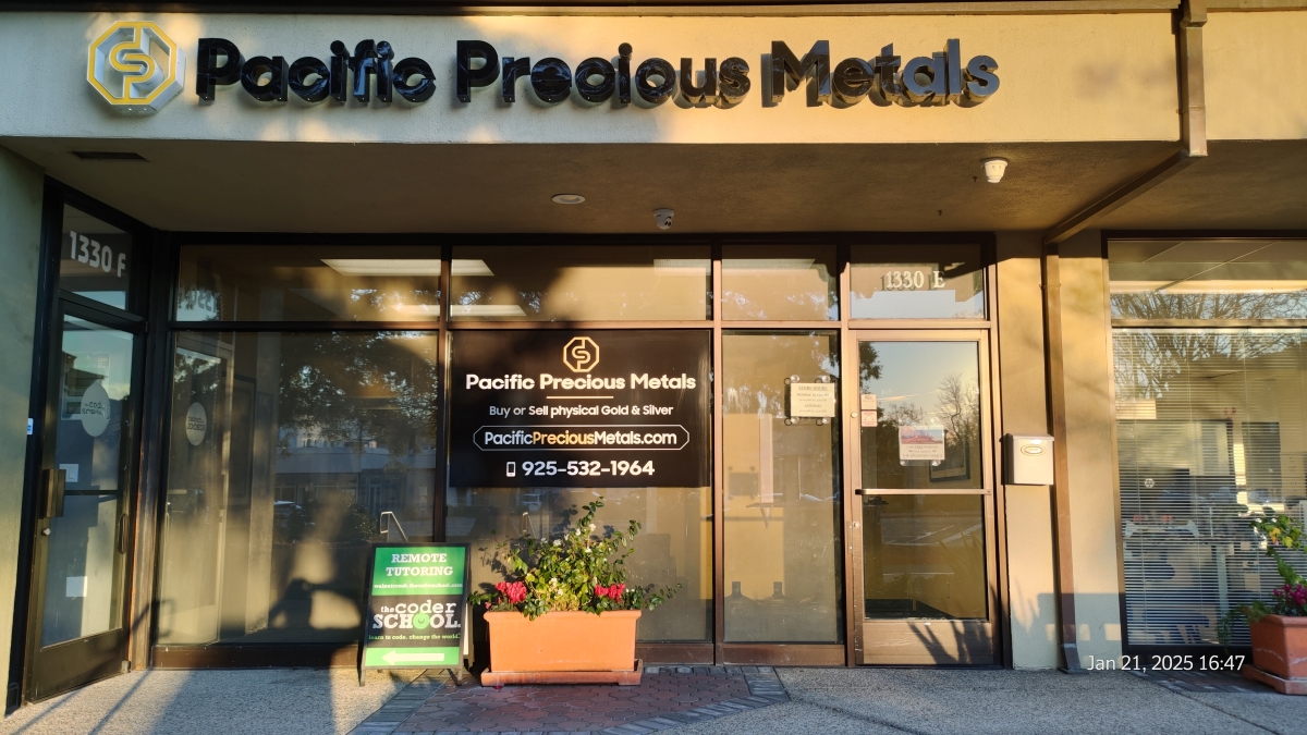 Exterior of Pacific Precious Metals retail location for buying and selling gold and silver in Walnut Creek.